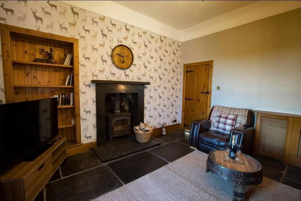 Torran Cottage - Views, Exclusivity & Tranquility Halkirk المظهر الخارجي الصورة